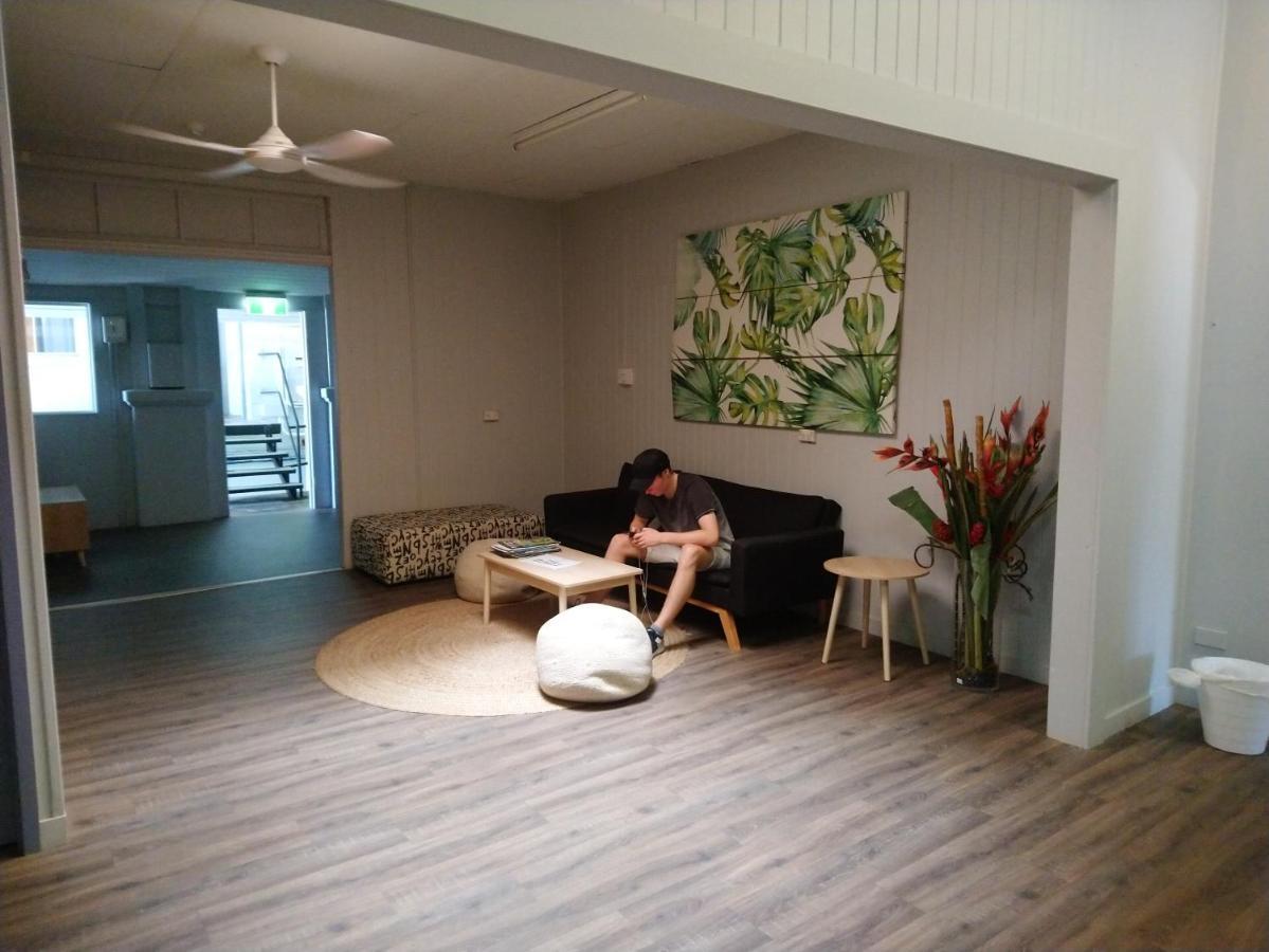 Mumma'S Hostel Cairns Kültér fotó